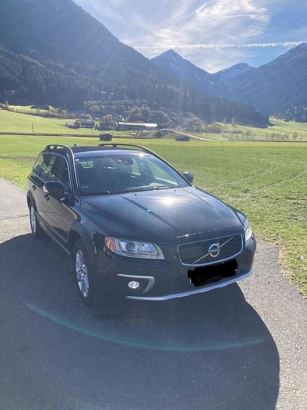 Gebraucht Volvo XC70 185 PS (136 kW) 2014 Schwarz Kombi