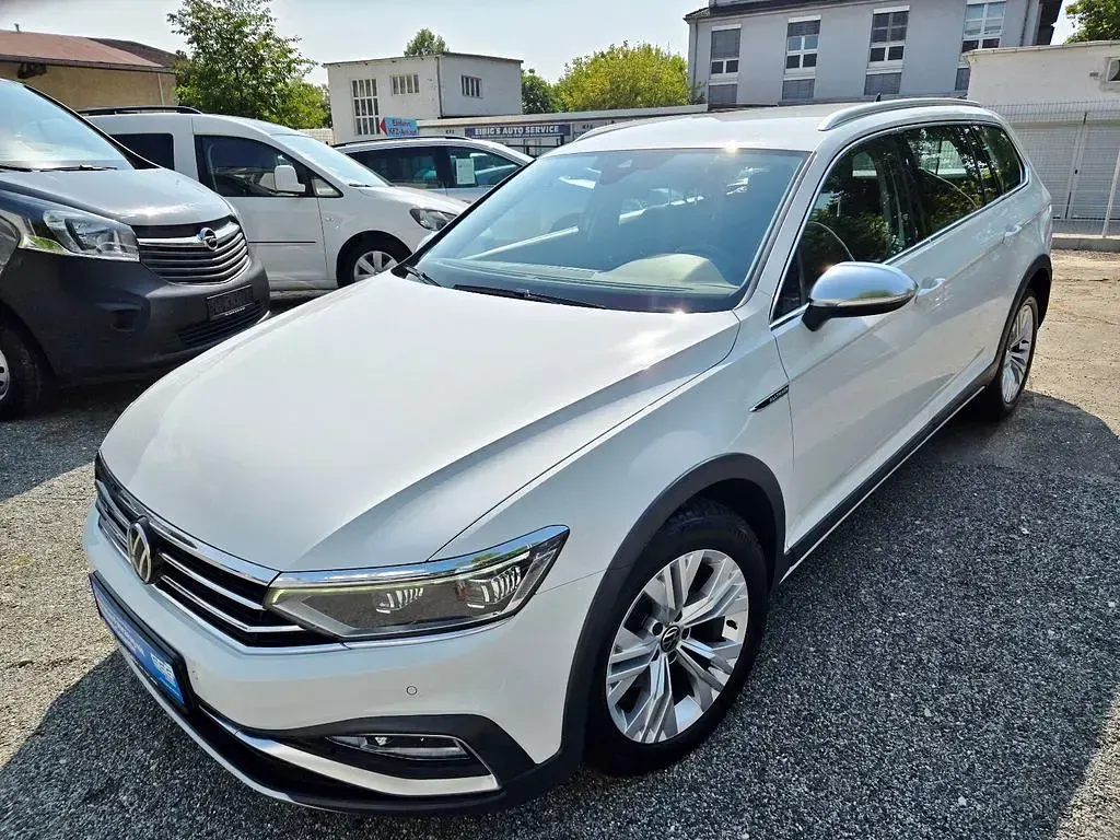 Gebraucht VW Passat Alltrack 200 PS (147 kW) 2021 Weiß Kombi