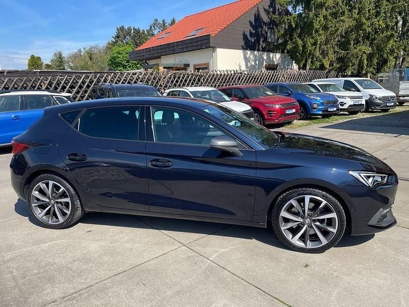 Gebraucht Seat Leon FR 150 PS (110 kW) 2022 Blau Limousine