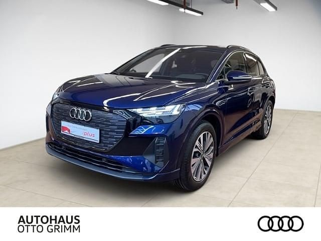 Gebraucht Audi Q4 e-tron Ambiente 150 kW (204 PS) 2022 Navarrablau metallic SUV