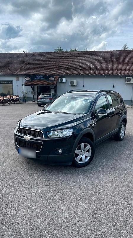 Schwarz Gebraucht 2012 Chevrolet Captiva SUV | 5.900 € (Fairer Preis) - Bild 1/4