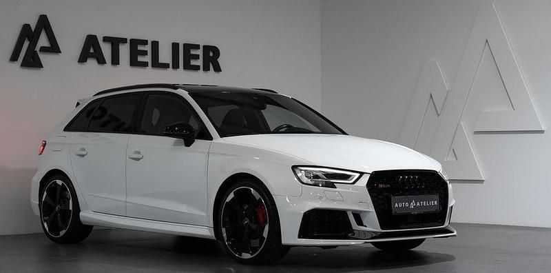 Gebraucht Audi RS3 Ambiente 400 PS (294 kW) 2018 Weiß Limousine