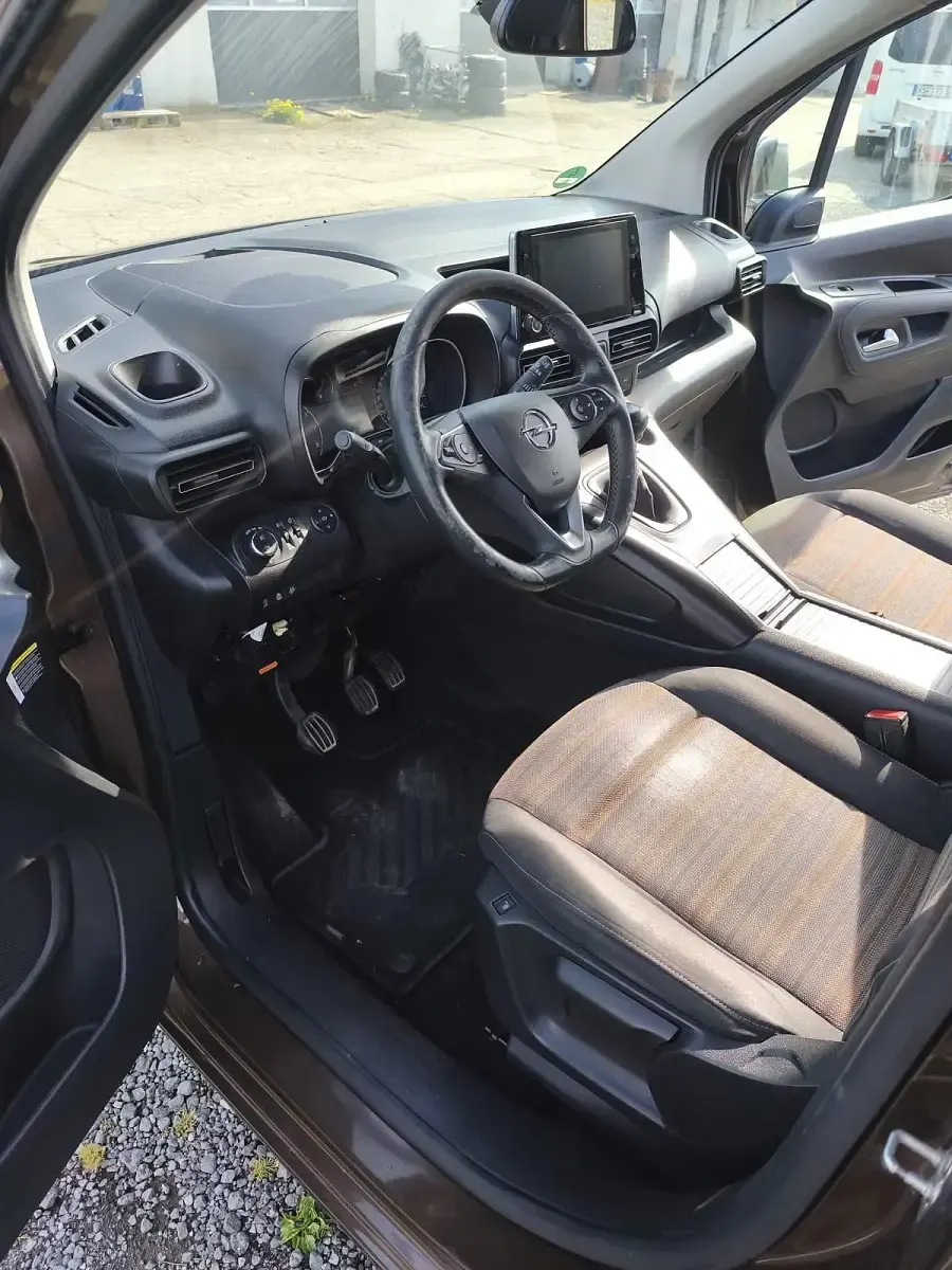 Gebraucht Opel Combo Life Innovation 110 PS (80 kW) 2019 Braun Van / Kleinbus