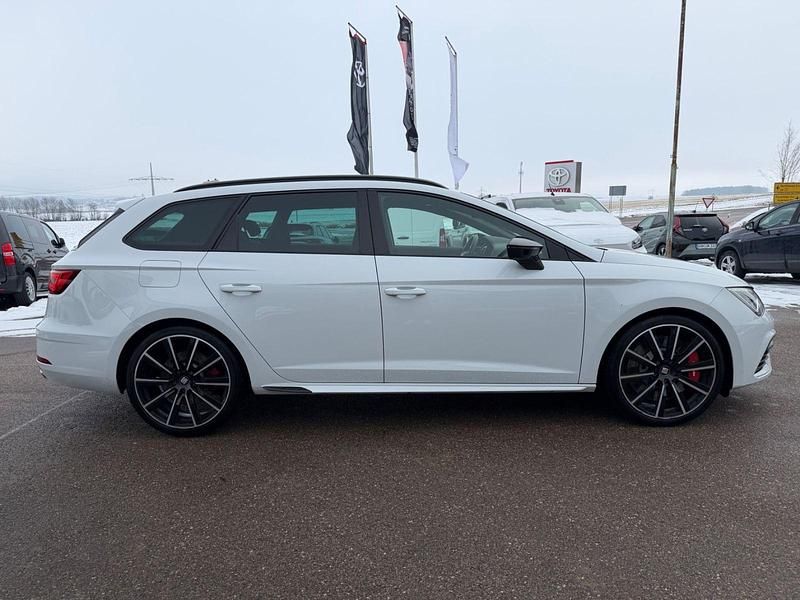 Gebraucht Seat Leon 4Drive 300 PS (220 kW) 2017 Weiß Kombi