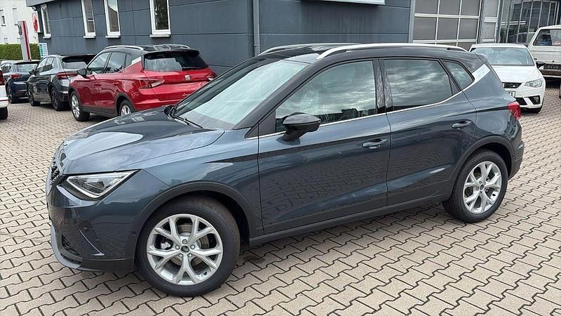 Grau Neu 2025 Seat Arona FR SUV | 27.990 € (Fairer Preis) - Bild 1/4