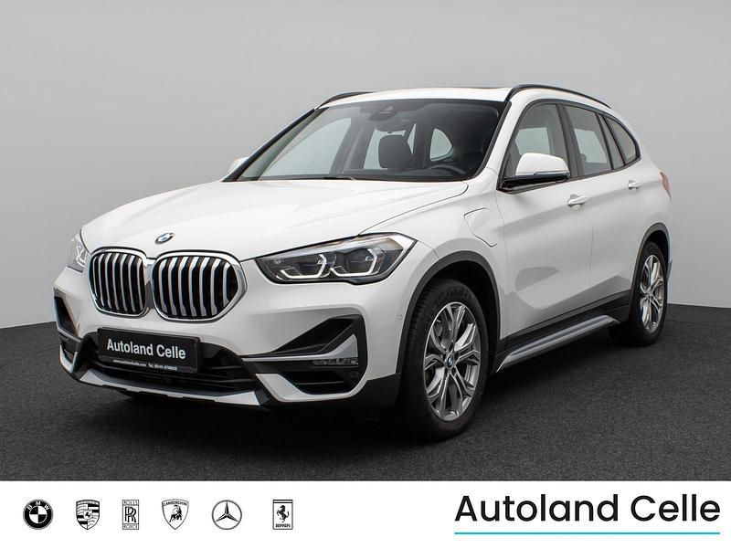Alpinweiss uni300 Gebraucht 2021 BMW X1 xLine SUV | 26.999 € (Fairer Preis) - Bild 1/4