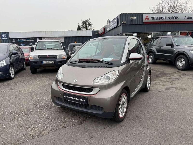 Warm grey Gebraucht 2010 Smart ForTwo Coupé Coupé | 2.999 € (Fairer Preis) - Bild 1/4