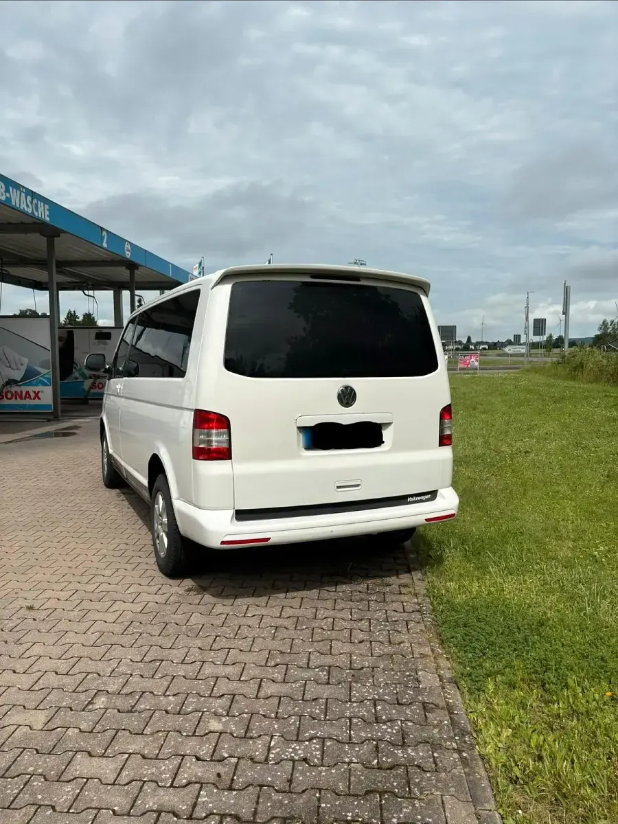 Gebraucht VW Multivan 130 PS (95 kW) 2004 Weiß Van / Kleinbus