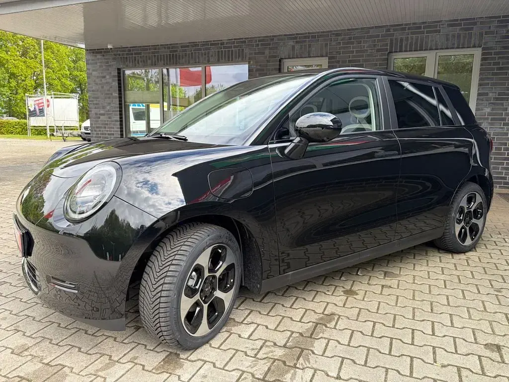 Neu JAC E30X 359 kW (489 PS) 2026 Schwarz Kleinwagen