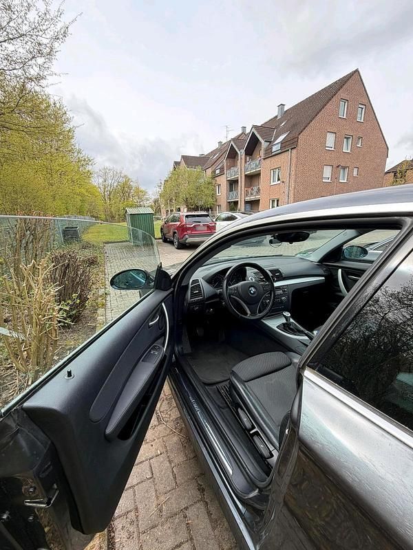 Gebraucht BMW 118 143 PS (105 kW) 2007 Grau Kleinwagen