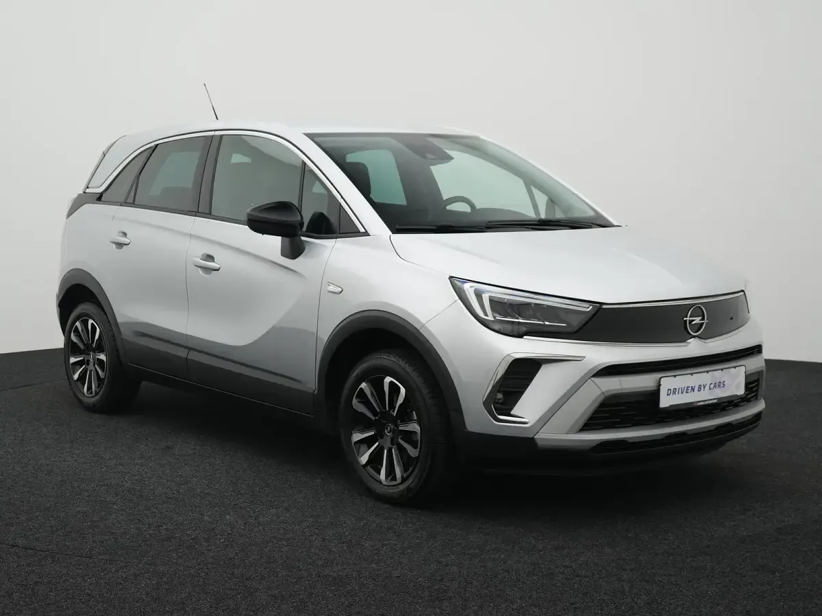 Używany Opel Crossland Elegance 110 KM (80 kW) 2024 Srebrny SUV