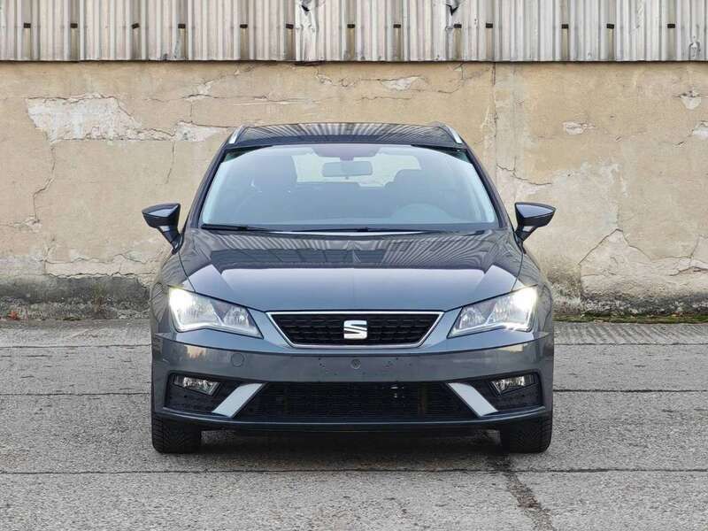 Grau Gebraucht 2017 Seat Leon ST Style Kombi | 13.770 € (Fairer Preis) - Bild 1/4