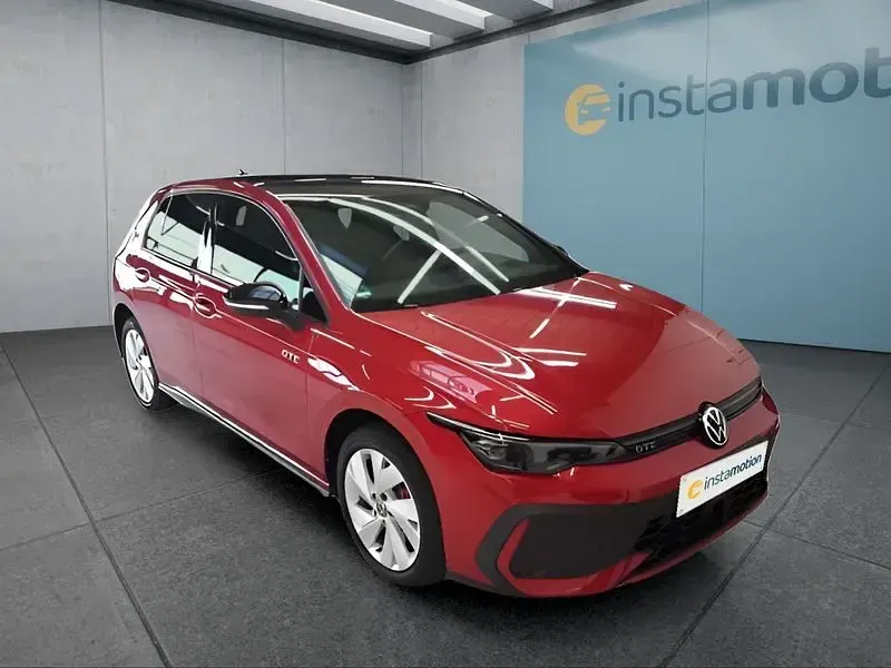 Gebraucht VW Golf VIII GTE 272 PS (200 kW) 2025 Rot Kleinwagen