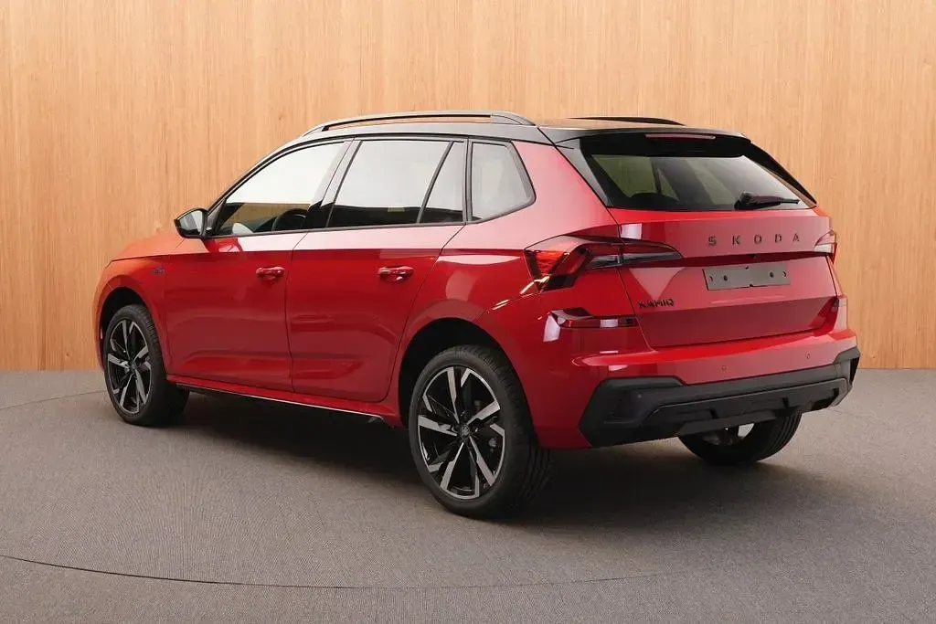 Neu Skoda Kamiq Monte Carlo 150 PS (110 kW) 2026 Phoenixorange metallic SUV