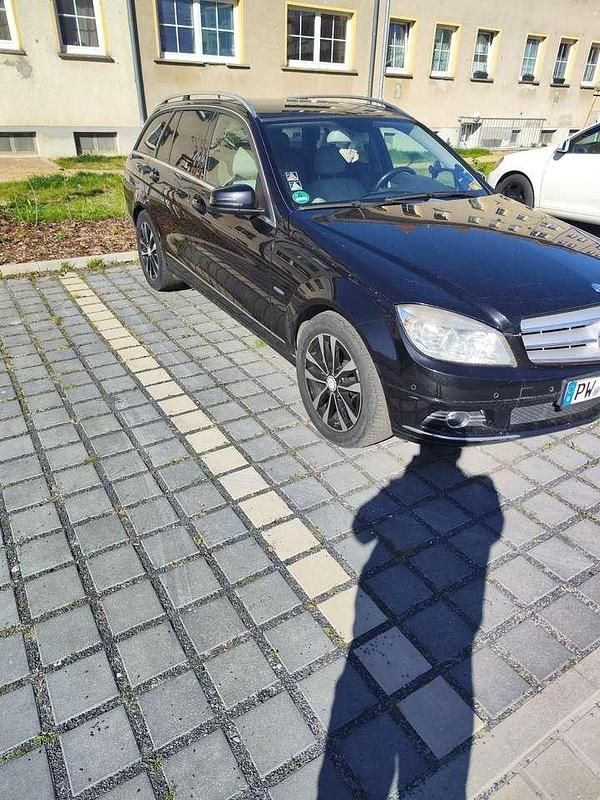 Gebraucht Mercedes 220 170 PS (125 kW) 2009 Schwarz