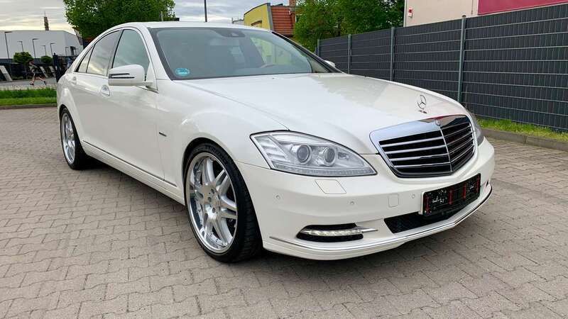 Weiß Gebraucht 2011 Mercedes S400 Limousine | 29.990 € (Teuer) - Bild 1/4