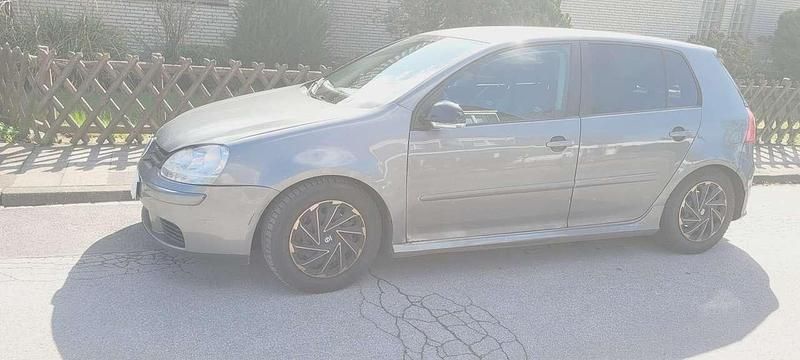Gebraucht VW Golf IV Trendline 105 PS (77 kW) 2005 Limousine