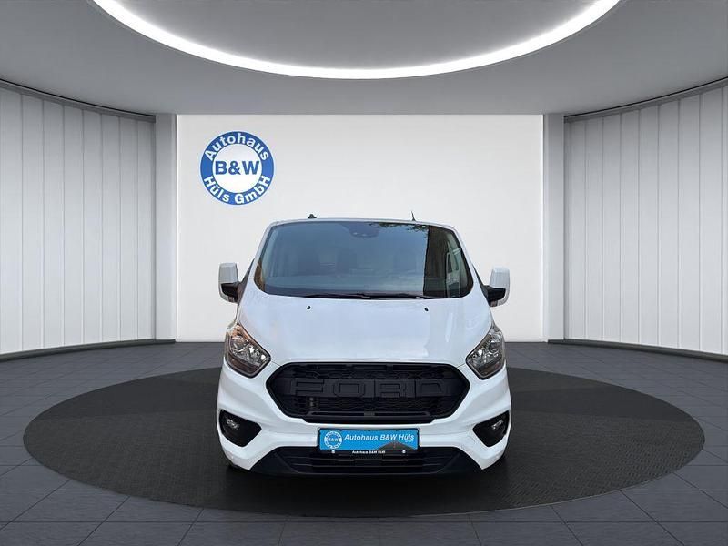 Gebraucht Ford Transit Custom Trend 131 PS (96 kW) 2022 Frostweiß Van / Kleinbus