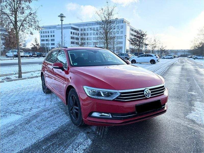 Gebraucht VW Passat 150 PS (110 kW) 2019 Rot Kombi