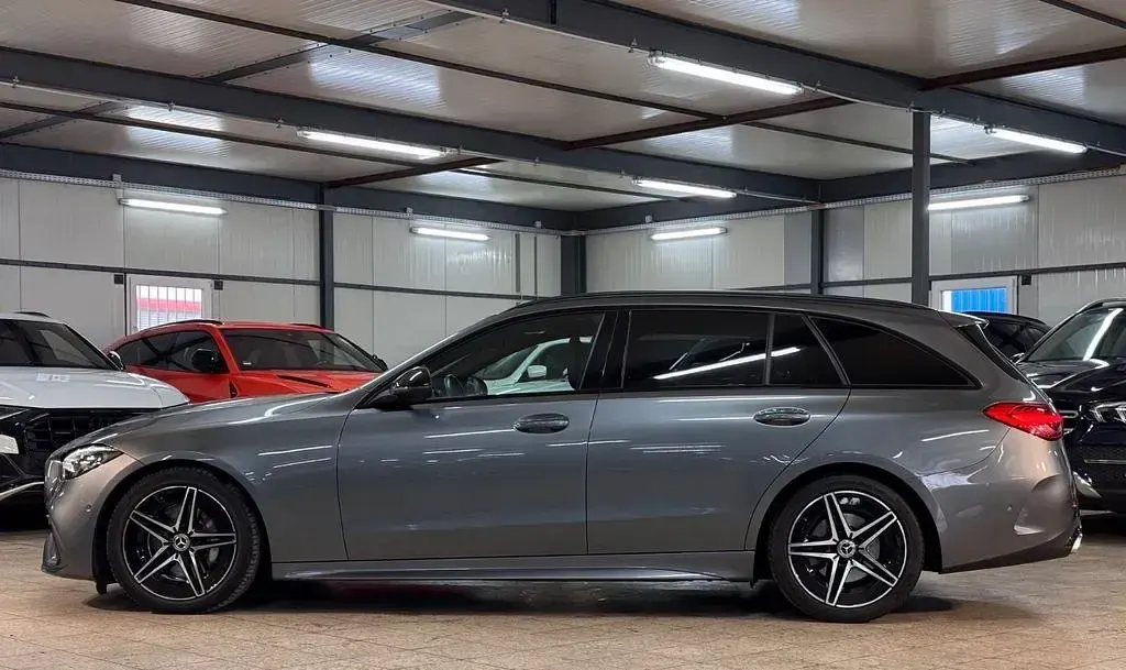 Gebraucht Mercedes C220 AMG line 200 PS (147 kW) 2022 Grau Limousine
