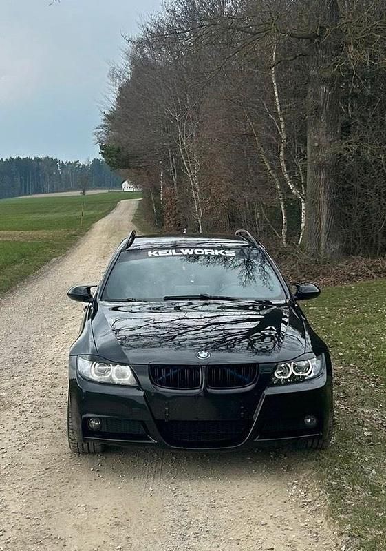 Gebraucht BMW 325 Shadowline 218 PS (160 kW) 2005 Schwarz Kombi