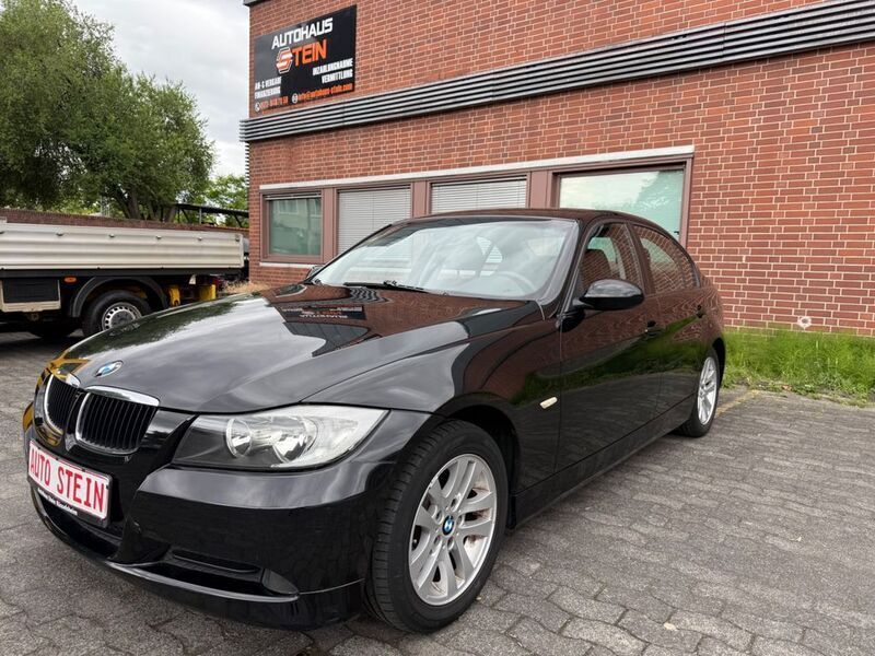 Schwarz Gebraucht 2007 BMW 318 Limousine | 4.990 € (Fairer Preis) - Bild 1/4