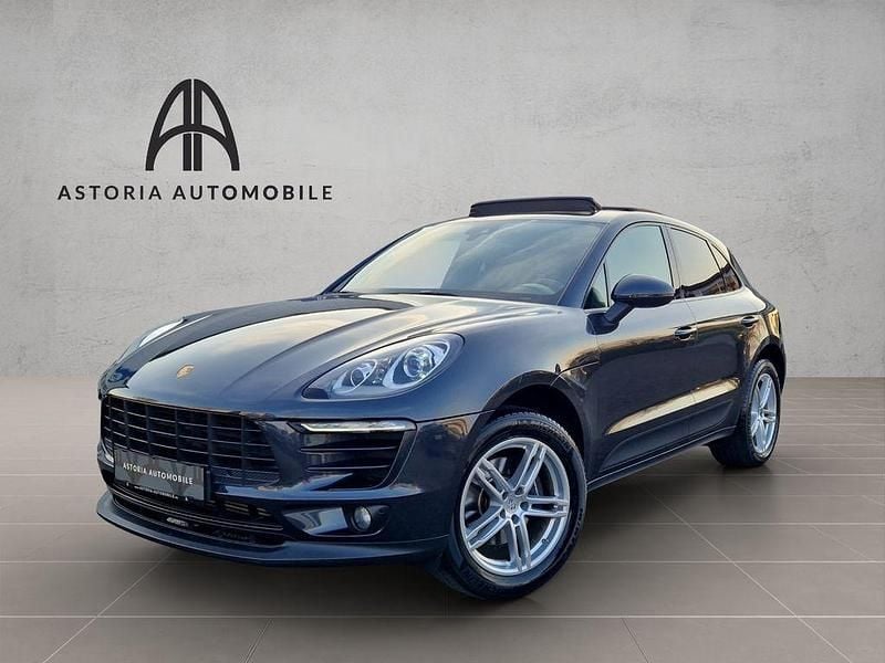 Gebraucht Porsche Macan 252 PS (185 kW) 2018 Vulkangraumetallic SUV