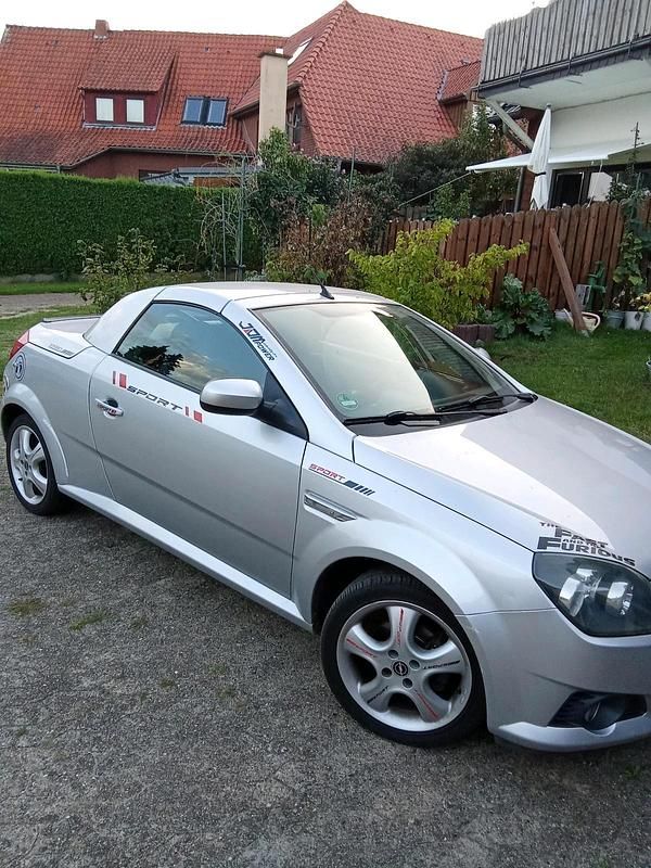 Gebraucht 2005 Opel Tigra Cabrio | 900 € (Superpreis) - Bild 1/4