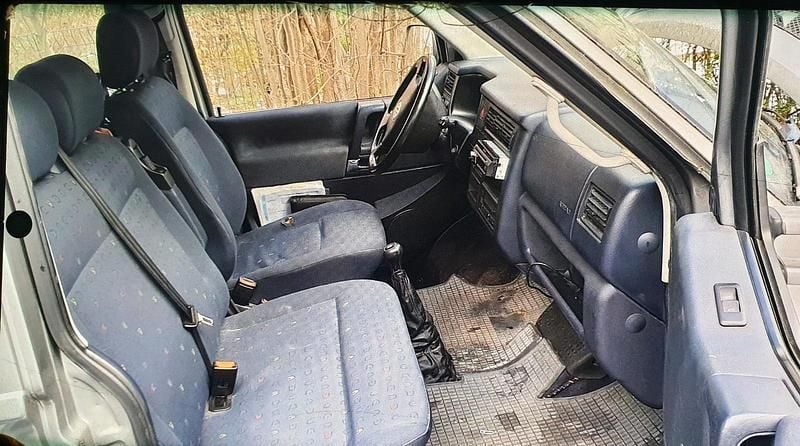 Second-hand VW T4 140 CP (102 kW) 2000 Gri Van