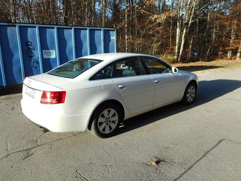 Gebraucht Audi A6 177 PS (130 kW) 2005 Weiß Limousine