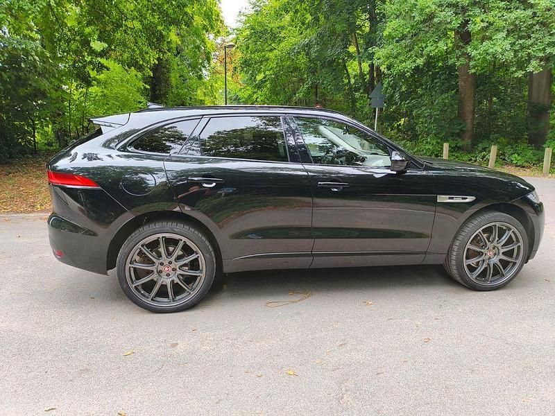 Gebraucht Jaguar F-Pace 250 PS (183 kW) 2019 Schwarz SUV