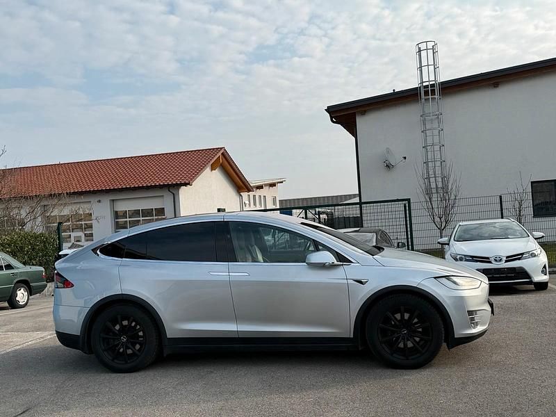 Gebraucht Tesla Model X 386 kW (525 PS) 2019 Grau SUV
