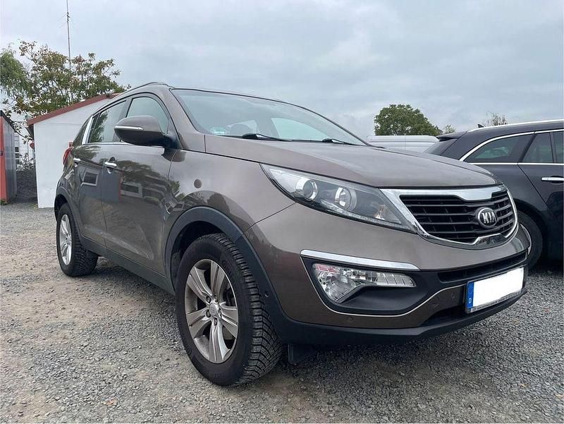 Sand track Gebraucht 2014 Kia Sportage FIFA World Cup Edition SUV | 9.800 € (Fairer Preis) - Bild 1/4