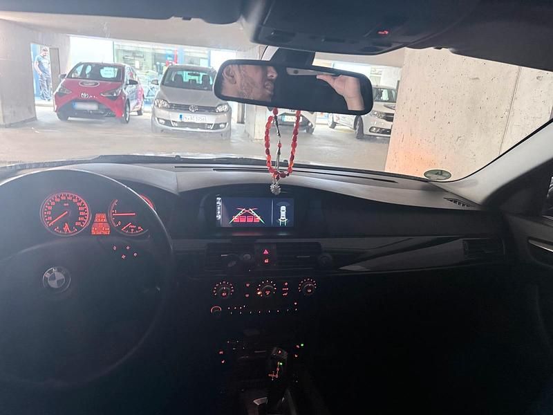 Second-hand BMW 520 174 CP (127 kW) 2009 Negru Break