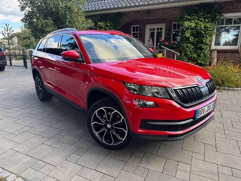 Rot Gebraucht 2017 Skoda Kodiaq Ambition SUV | 18.000 € (Superpreis) - Bild 1/4