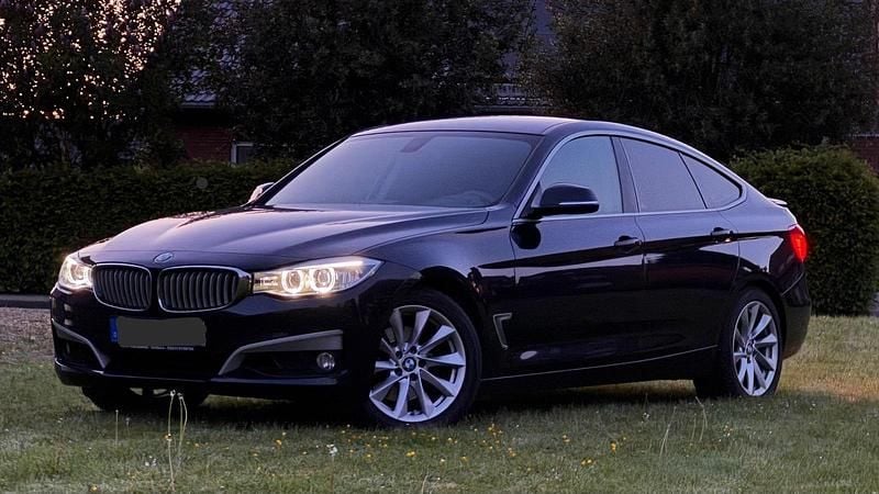 Andere farben Gebraucht 2014 BMW 330 Limousine | 16.000 € (Fairer Preis) - Bild 1/4