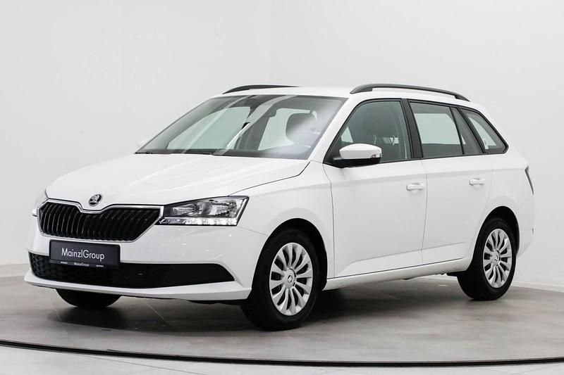 Gebraucht Skoda Fabia Ambition 95 PS (69 kW) 2022 Candyweiß Kleinwagen
