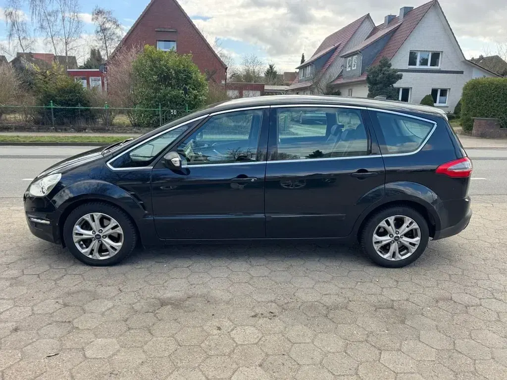 Gebraucht Ford S-MAX Titanium S 203 PS (149 kW) 2010 Schwarz Van / Kleinbus