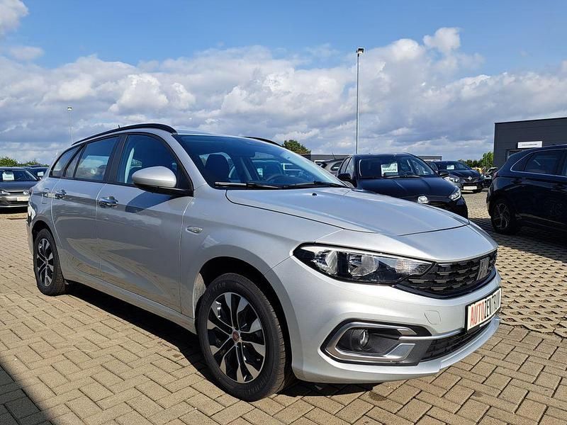 Gebraucht Fiat Tipo 101 PS (74 kW) 2022 Grau Kombi
