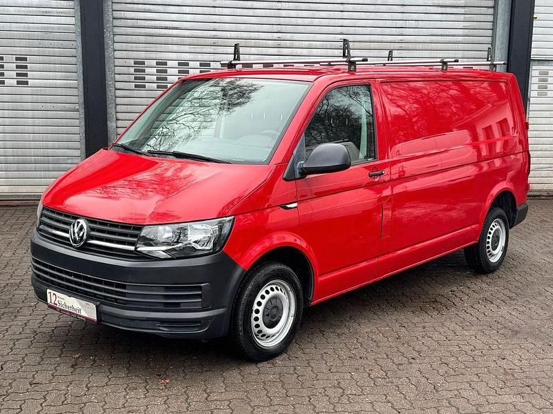 Gebraucht VW Transporter 102 PS (75 kW) 2017 Rot Van