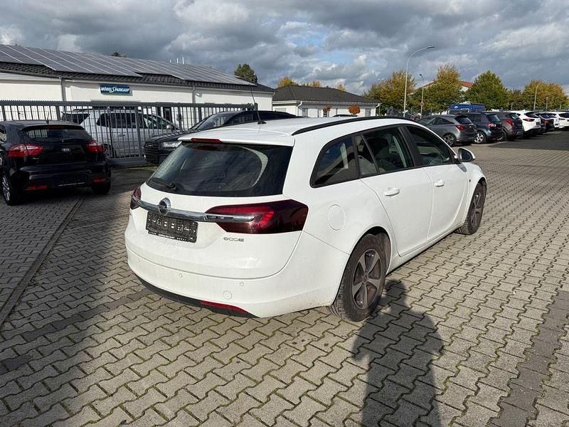 Gebraucht Opel Insignia Selection 140 PS (102 kW) 2017 Weiß Kombi