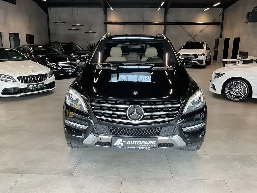 Gebraucht Mercedes ML350 AMG 258 PS (189 kW) 2012 Schwarz SUV