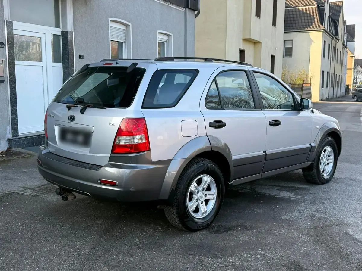 Gebraucht Kia Sorento 140 PS (102 kW) 2006 Silber SUV