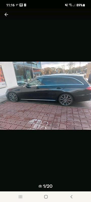 Gebraucht Mercedes E220 194 PS (142 kW) 2018 Schwarz Kombi