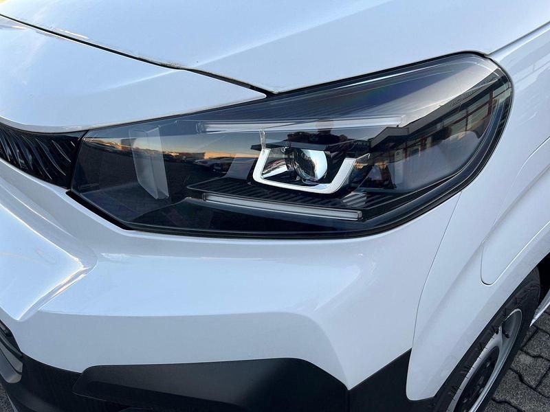 Gebraucht Citroën e-Jumpy 100 kW (136 PS) 2024 Weiß Van / Kleinbus