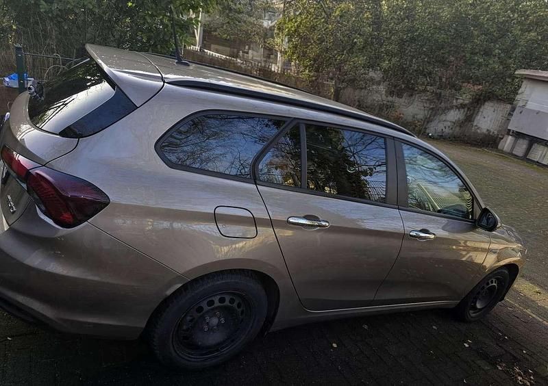 Gebraucht Fiat Tipo Lounge 120 PS (88 kW) 2020 Kombi