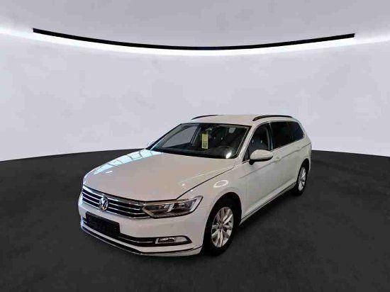 Pure white Gebraucht 2019 VW Passat Kombi | 16.980 € (Guter Preis) - Bild 1/4