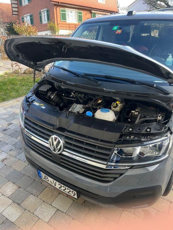 Usata VW Multivan 150 CV (110 kW) 2020 Grigio Monovolume