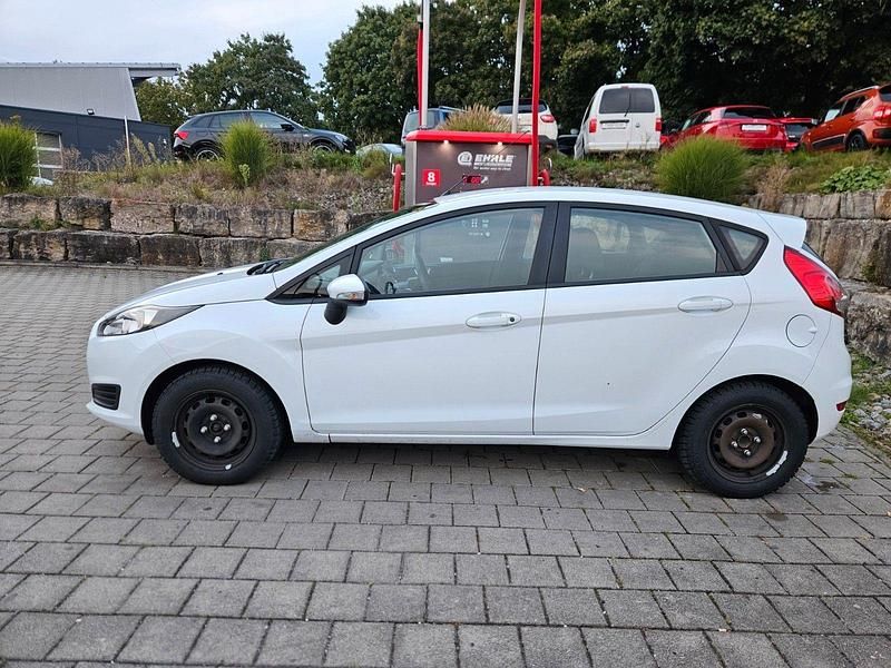 Gebraucht Ford Fiesta SYNC Edition 60 PS (44 kW) 2014 Weiß Kleinwagen