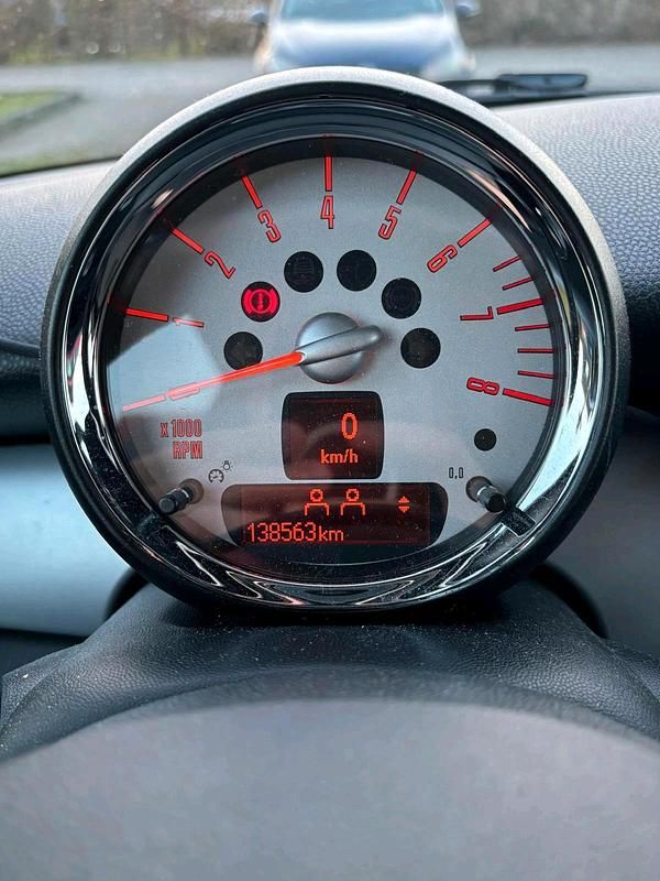 Gebraucht Mini ONE 75 PS (55 kW) 2013 Schwarz Kleinwagen